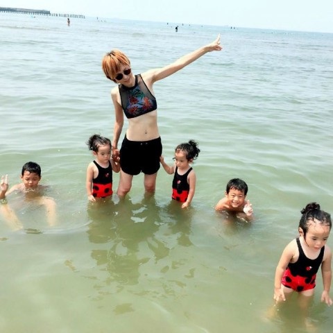 Bộ ảnh dễ thương của bà mẹ 5 con hot nhất Nhật Bản - 17 Bộ ảnh dễ thương của bà mẹ 5 con hot nhất Nhật Bản - 17