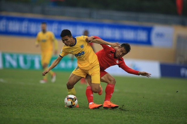 Vòng 3 V-League: Tâm điểm với trận “derby TPHCM” - 2 FLC Thanh Hoá có chuyến làm khách trước ĐKVĐ Quảng Nam (ảnh: Gia Hưng)