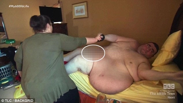 Bạn gái của Robert - chị Kathryn - đã luôn ở bên chăm sóc cho anh. Toàn bộ chặng hành trình giảm cân kéo dài 5 tháng của Robert đã được ghi lại trong chương trình truyền hình thực tế “My 600lb Life”.