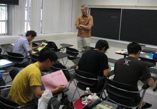 Hành trình du học Tiến sĩ: Con đường đầy chông gai - 2 Hành trình du học Tiến sĩ: Con đường đầy chông gai - 2