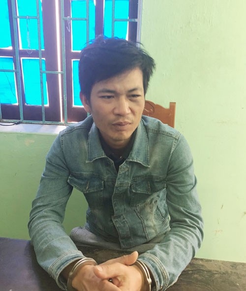 Cướp xe máy rồi chạy đến công an hô mình... bị cướp - 1 Đối tượng Thường tại cơ quan CSĐT