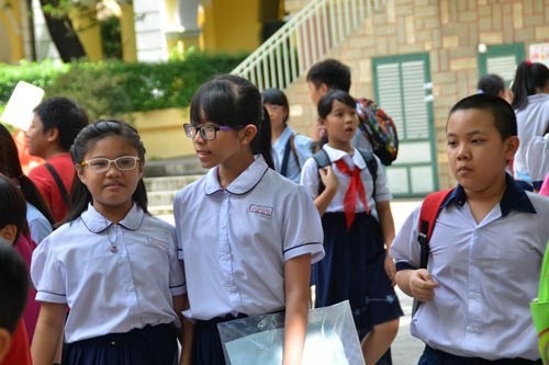 Tuyển sinh đầu cấp: Các trường muốn tổ chức khảo sát - 1
Học sinh thi khảo sát vào Trường THPT chuyên Trần Đại Nghĩa (TP HCM). (Ảnh: Tấn Thạnh)