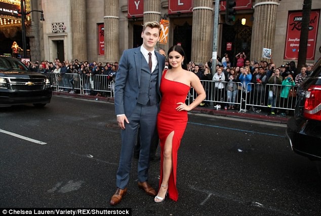 Ariel Winter đẹp đôi bên bạn trai hơn 10 tuổi - 5
Cặp đôi trẻ đã sống chung một nhà từ hơn 1 năm nay