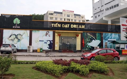 Cấm cửa” một điểm mua sắm phục vụ khách du lịch do không đủ tiêu chí - 1 Một điểm kinh doanh từng bị thành phố Hạ Long cấm cửa do vi phạm tiêu chí (ảnh internet)