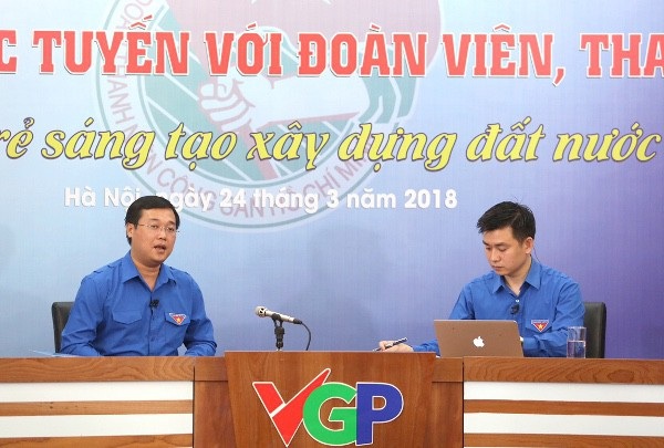 Bí thư thứ nhất T.Ư Đoàn nói gì về mục tiêu 5 triệu ý tưởng sáng tạo thanh niên? - 2 Bí thư thứ nhất T.Ư Đoàn Lê Quốc Phong giải đáp thắc mắc của các bạn đoàn viên, thanh niên