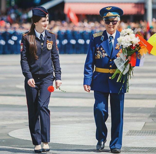 Vẻ đẹp hút hồn của những “bông hồng thép” Nga - 13 Vẻ đẹp hút hồn của những “bông hồng thép” Nga - 13
