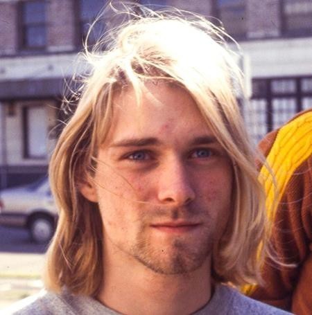 Những gia đình “sao” có truyền thống đẹp từ “trứng nước” - 22
Dù Kurt Cobain đã mãi mãi ra đi ở tuổi thanh xuân tươi đẹp nhất…