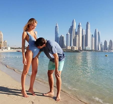 Morata cùng bà xã xinh đẹp hạnh phúc khoe bụng bầu - 3 Morata rất yêu thương và trân trọng bà xã