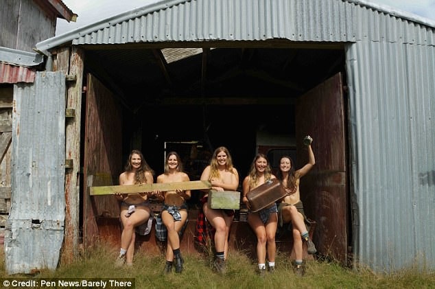 Các sinh viên tham gia thực hiện bộ ảnh chia sẻ đây thực sự là một trải nghiệm đáng nhớ đối với họ.