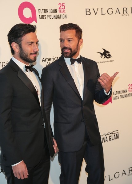 Ricky Martin kể chuyện hẹn hò với chồng - 2
Nam ca sỹ 47 tuổi chia sẻ, anh và chồng đã trò chuyện online 6 tháng trước khi gặp gỡ chính thức.