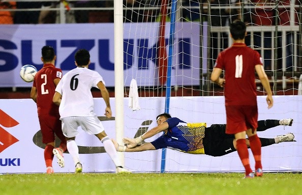 Thủ môn Văn Lâm dính chấn thương, nghỉ thi đấu ở vòng 4 V-League - 1
Thủ môn Văn Lâm dính chấn thương ở trận đấu với Jordan trên sân khách