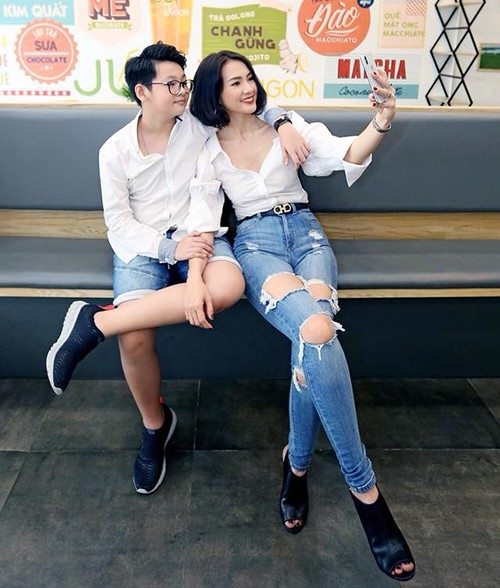 Diễn viên Anh Thư khoe ảnh con trai cao lớn gần bằng mẹ, hai mẹ con còn diện đồ đôi cá tính và trẻ trung.