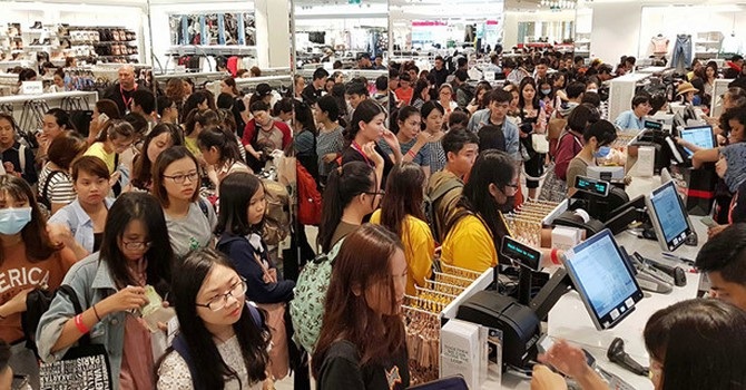 Người Việt vẫn có xu hướng tiết kiệm cao nhất thế giới - 1
3/4 người Việt được hỏi (72%) cho biết họ sử dụng tiền nhàn rỗi để tiết kiệm.