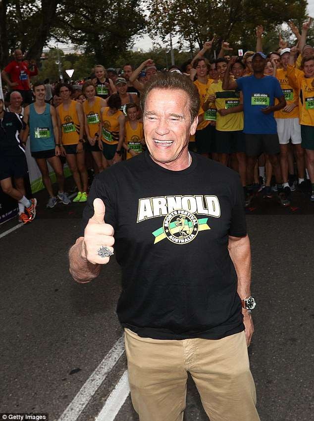 Tài tử “Kẻ hủy diệt” vừa phải phẫu thuật tim khẩn cấp - 1 Arnold Schwarzenegger trong bức ảnh chụp ngày 18/3 vừa qua. Trong tuần này, ông đã vừa trải qua một ca phẫu thuật tim khẩn cấp sau khi một van tim gặp vấn đề.