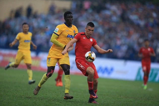 Vòng 4 V-League 2018: Đại chiến Thanh Hóa-SL Nghệ An - 1 FLC Thanh Hoá tiếp SL Nghệ An trên sân nhà ở vòng 4 (ảnh: Gia Hưng)