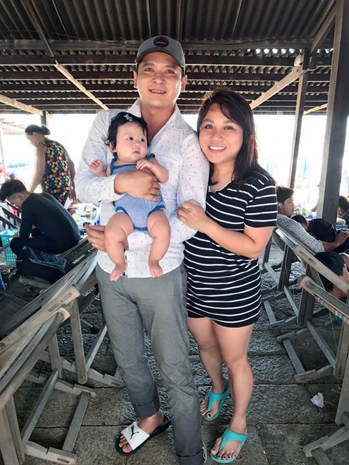 Trường Giang - Nhã Phương tái hợp; loạt sao Việt khoe ảnh vợ chồng ngọt ngào - 8 Diễn viên Hoàng Anh khoe ảnh gia đình hạnh phúc, sum vầy trong chuyến đi đầu năm