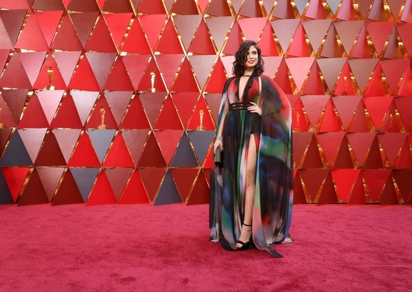 Người đẹp dập dìu khoe dáng trên thảm đỏ Oscar - 53
Rita Hayek