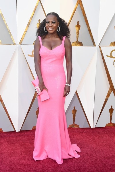 Người đẹp dập dìu khoe dáng trên thảm đỏ Oscar - 52
Viola Davis