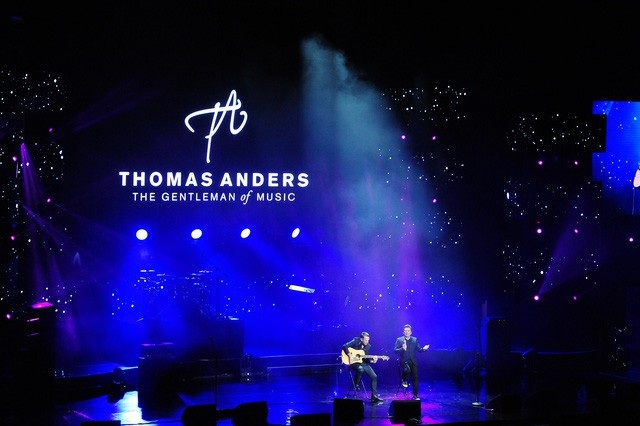 Thomas Anders cùng ê-kíp đã tới Hà Nội - 2 Thomas Anders cùng ê-kíp đã tới Hà Nội - 2