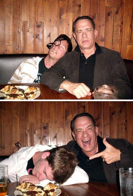 Thật khó “đỡ” với fan hâm mộ có cơ hội may mắn gặp được Tom Hanks mà lại ngủ gật như thế này