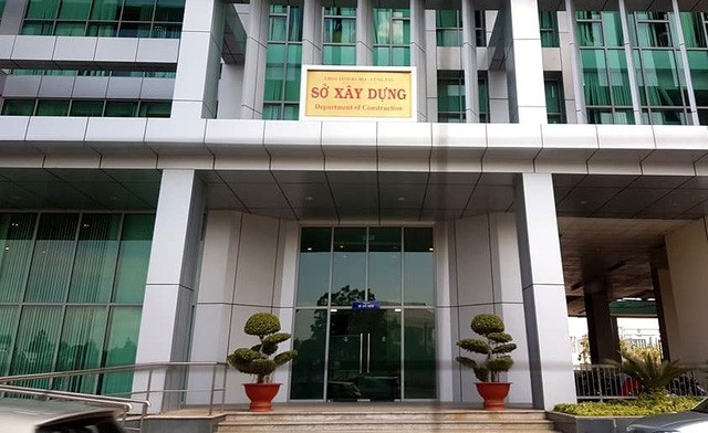 Vụ “xẻ thịt” đất công "rúng động" Bà Rịa - Vũng Tàu: Vẫn đang tổng hợp, báo cáo! - 4 Chủ tịch UBND tỉnh BT – VT cũng yêu cầu làm rõ trách nhiệm của Sở Xây dựng (Hội đồng bán hóa giá nhà ở) liên quan đến việc tham mưu cho UBND tỉnh hóa giá nhà đất cho 34 hộ tại phường 2 (TP. Vũng Tàu).