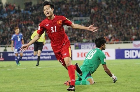 Báo chí Thái Lan đánh giá cao tiền đạo Văn Toàn - 1 Tờ Goal (phiên bản Thái Lan) đánh giá cao tài năng của Văn Toàn