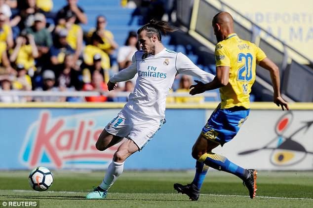 Bale lập cú đúp, Real Madrid giành chiến thắng “3 sao” - 2
Gareth Bale khai thông thế bế tắc cho Real Madrid ở phút 26