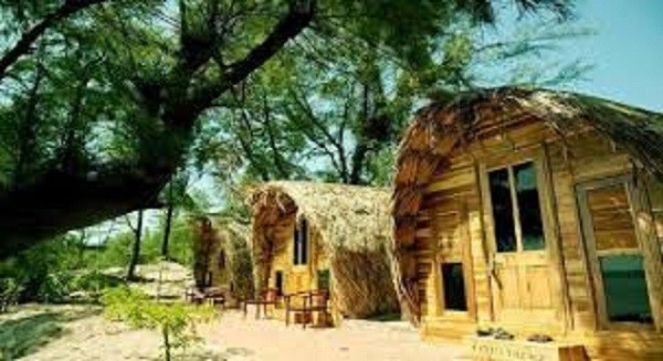 4 điểm du lịch hấp dẫn gần Hà Nội cho dịp nghỉ lễ 30/4 - 11 Dịch vụ homestay gần gũi, độc đáo ngay bên bờ biển