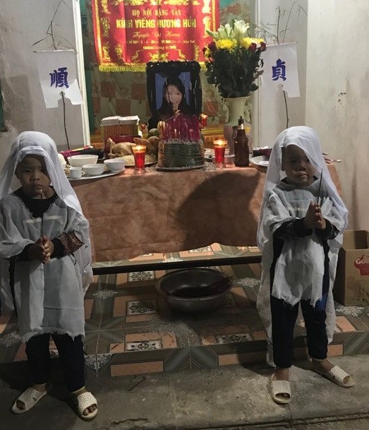 Em Hương bị bỏng gas đã mãi mãi ra đi - 4 Hương mất đi để lại số nợ gần 200 triệu đồng.