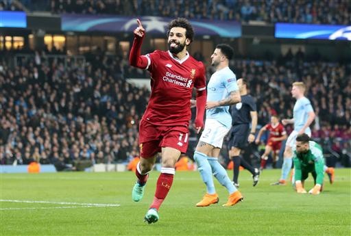 Man City 1-2 Liverpool: Guardiola chỉ còn biết câm lặng - 4
Salah ăn mừng bàn thắng vào lưới Man City