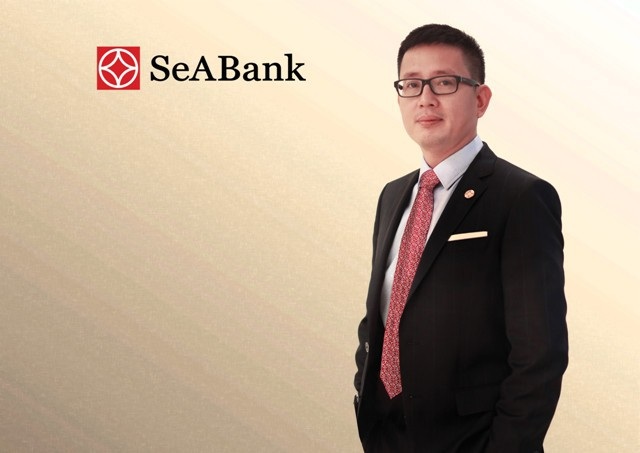 Eximbank có Phó Tổng giám đốc mới - 1
Ông Nguyễn Cảnh Vinh, nguyên Tổng giám đốc SeABank chính thức về làm Phó Tổng giám đốc thường trực Eximbank từ ngày 11/4.