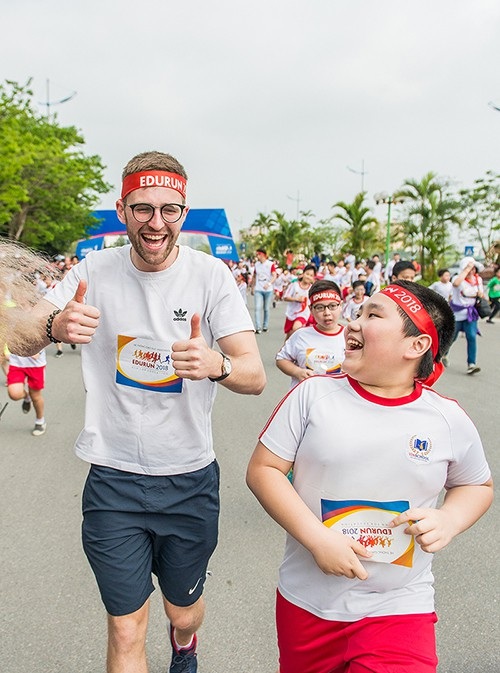 Vinschool gây quỹ thành công 3,7 tỷ đồng xây dựng cho trẻ em nghèo - 10 Thông qua chương trình, các em học sinh hiểu rằng “Quan tâm” không chỉ là một giá trị cốt lõi mang tính khẩu hiệu. Bằng những hành động cụ thể, các em đang góp phần lan toả những điều tốt đẹp trong cộng đồng.