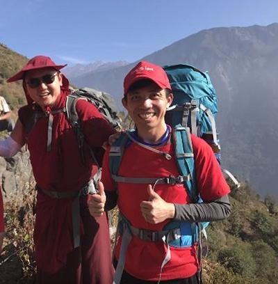 Phó TGĐ Nhựa Long Thành: "Trở về từ Nepal, tôi cảm nhận cuộc sống hoàn toàn khác" - 1 Đức Nhiếp Chính Vương và học trò của Ngài