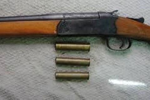 72 giờ truy lùng kẻ nổ súng khiến chủ nhà cho thuê trọ chết oan uổng - 2 Nạn nhân trong vụ án bị sát hại bằng súng tự chế (Ảnh minh họa)