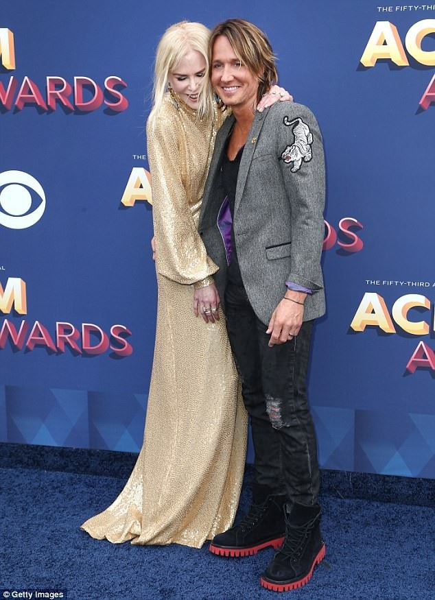 
Nicole Kidman bên chồng - ca sỹ Keith Urban
