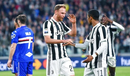 “Rửa mặt” sau khi thua đau Real Madrid, Juventus xây chắc ngôi đầu ở Serie A - 2 Juventus tiến rất gần tới chức vô địch Serie A