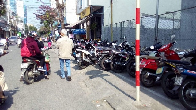 Đà Nẵng ưu tiên quỹ đất xây dựng bãi đỗ xe - 1 Đà Nẵng sẽ ưu tiên quỹ đất để xây dựng các bãi đỗ xe công cộng