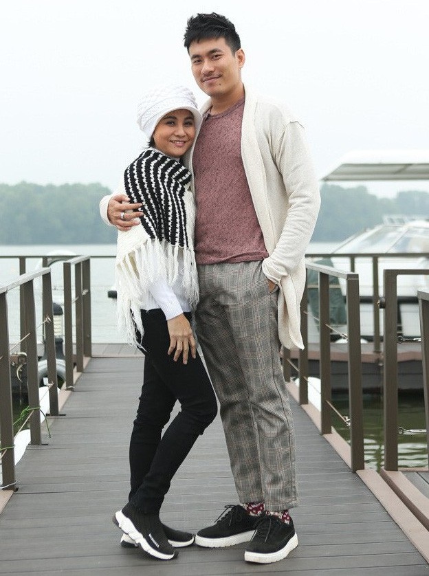 Kiều Minh Tuấn kém Cát Phượng tới 18 tuổi. (Ảnh: Dũng Đặng)