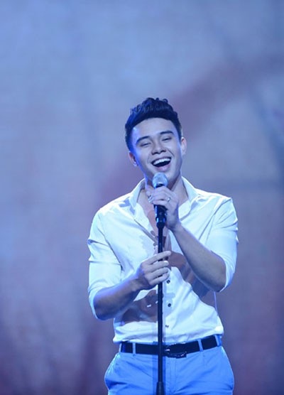 Chương trình nhạc đỏ “Tình em” hướng đến Ngày Thống nhất đất nước - 2 Ca sĩ Đông Hùng hát nhạc đỏ hứa hẹn nhiều bất ngờ.