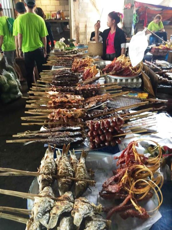 Thú vị ngày Tết trên “đất nước triệu voi” - 4 Những món ẩm thực độc đáo của nhân dân Lào (Ảnh: Xuân Trung)