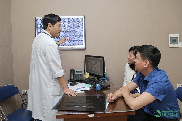 Giảm cân đột ngột - dấu hiệu mơ hồ cảnh báo nhiều bệnh nguy hiểm - 3 Người bệnh cần đi khám ngay khi có dấu hiệu bất thường về sức khỏe