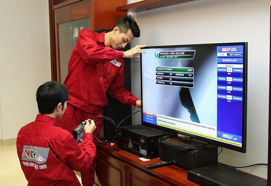 VTVcab cam kết sẽ nghiêm túc thực hiện quy định về bảo vệ quyền lợi người tiêu dùng - 1 Cục Cạnh tranh và Bảo vệ người tiêu dùng cho biết sẽ tiến hành xử lý theo các quy định vụ VTVcab đột ngột cắt kênh.
