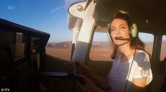 Hollywood actress - Angelina Jolie (42) made an impression when appearing in a documentary with a scene of self-piloting an aircraft.