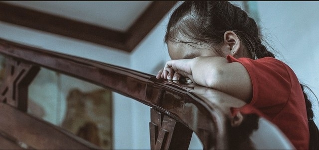 Hội chứng cô đơn giữa gia đình: Bi kịch của những đứa trẻ con nhà giàu - 2 Hội chứng cô đơn giữa gia đình: Bi kịch của những đứa trẻ con nhà giàu - 2