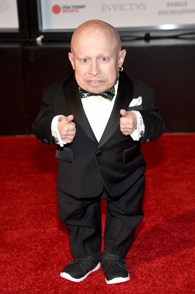 Verne Troyer điều trị ngộ độc rượu trước khi chết - 6
Hồi đầu tháng, khi phải đi cấp cứu, Troyer chia sẻ với trang TMZ rằng, có sự động viên của người hâm mộ, anh sẽ vượt qua