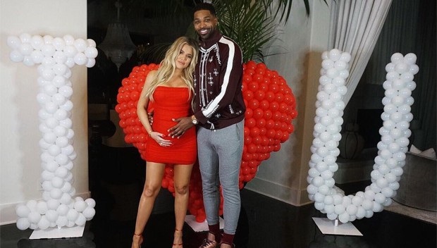 Bạn trai Khloe thường nhắn tin với "gái lạ" qua Instagram - 6
Khloe Kardashian hiện sống một mình tại biệt thự của Tristan ở Ohio để chăm con gái mới sinh. Cô sẽ sớm về Los Angeles cùng gia đình ngay khi có thể