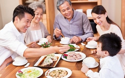 Mẹo ăn cơm trắng mà không làm đường huyết tăng cao - 2 Người tiểu đường chỉ cần giảm 10% tinh bột
