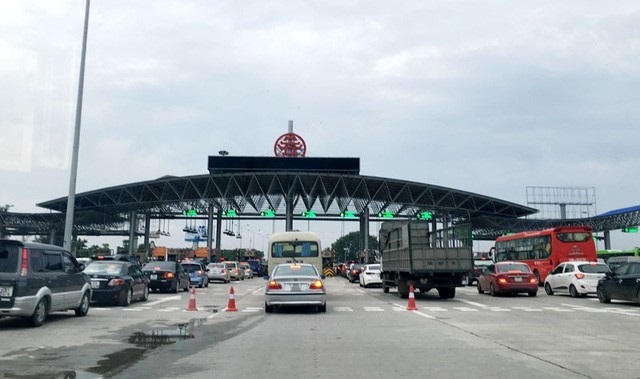 Thủ tướng: Xử lý nghiêm hành vi kích động, gây rối tại trạm BOT - 1 Thủ tướng nhấn mạnh tinh thần công khai, minh bạch trong triển khai dự án BOT