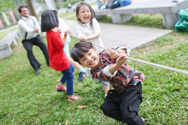 
Mùa hè lý tưởng của con là được “chơi vui”
