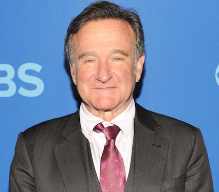 Sự ra đi đường đột của những ngôi sao làng giải trí - 5 Cả thế giới đã bàng hoàng khi Robin Williams qua đời vào tháng 8/2014. Robin Williams vốn là một ông hoàng của dòng phim hài và chẳng ai có thể ngờ được rằng nam diễn viên này lại bị khủng hoảng trong nhiều năm trời và cuối cùng đi đến quyết định tự sát đầy bi kịch.